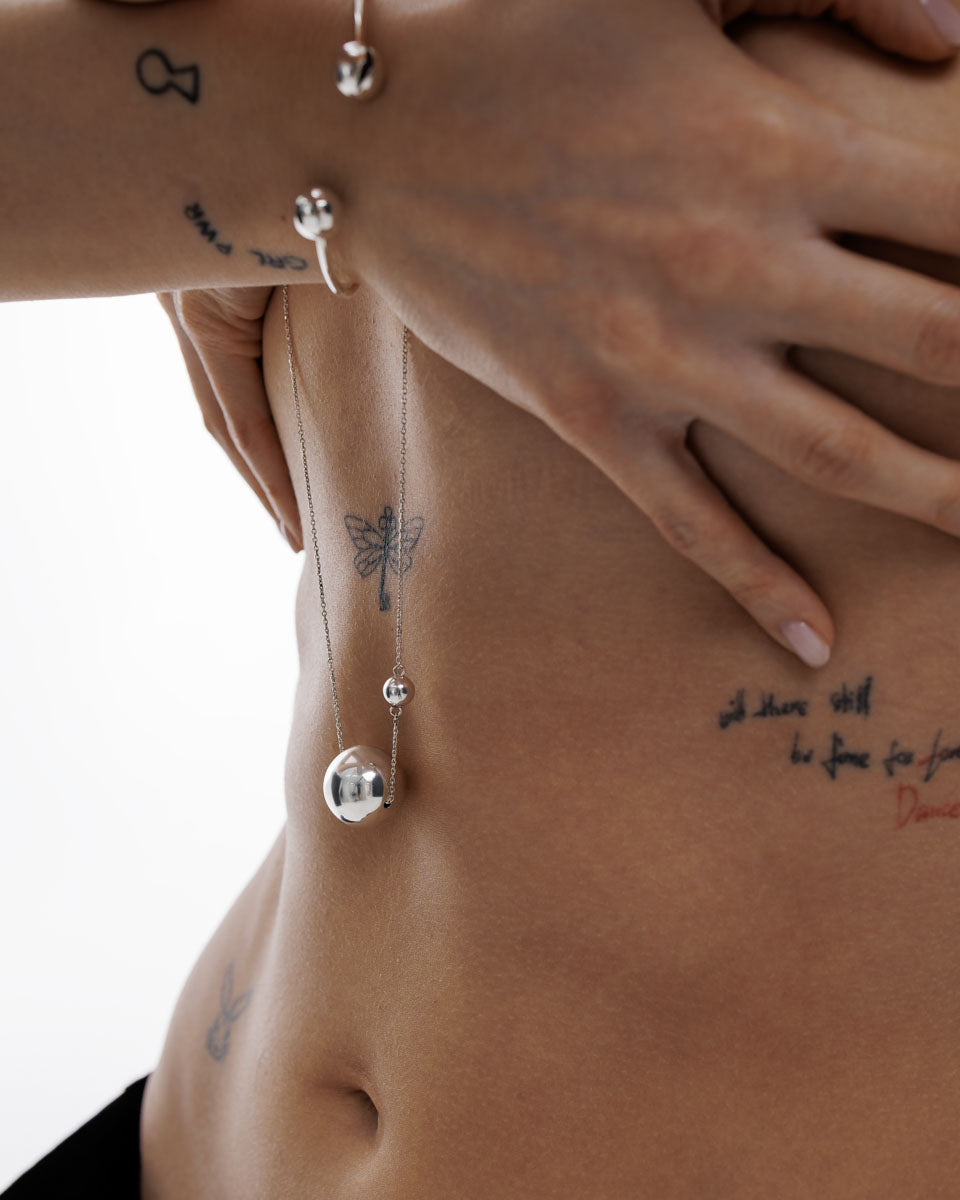 Срібне кольє Куля