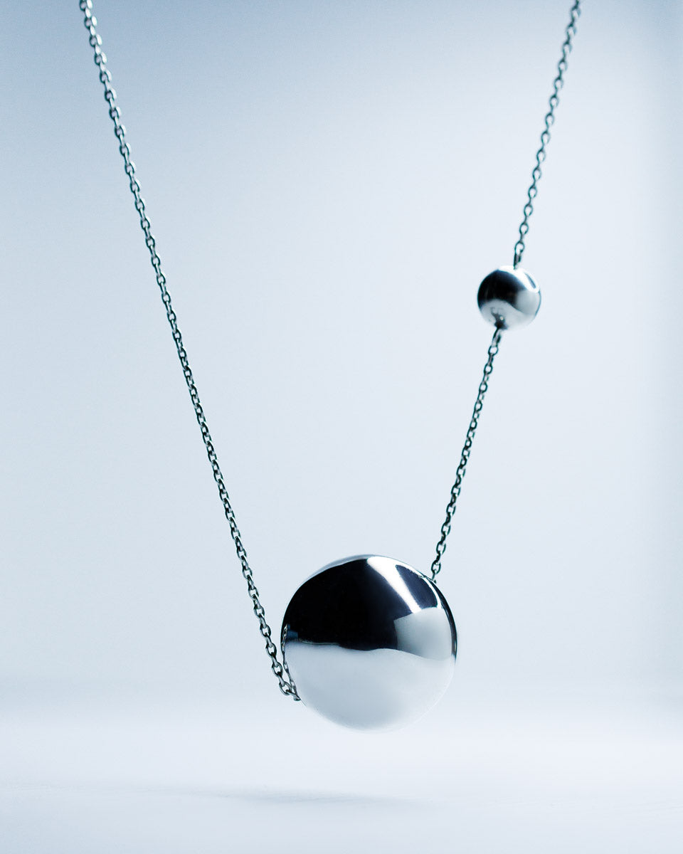 Срібне кольє Куля