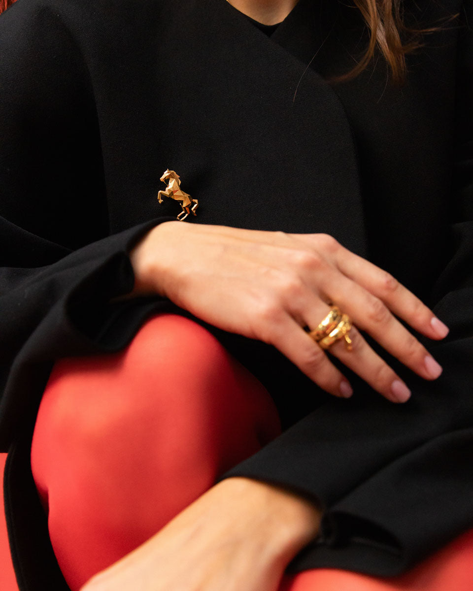 Срібна брошка з позолотою FlameHorse