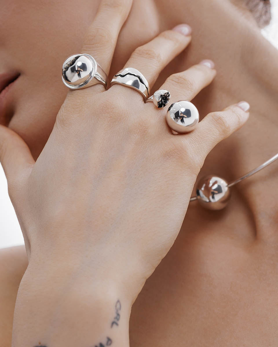 Срібна каблучка МІЖ