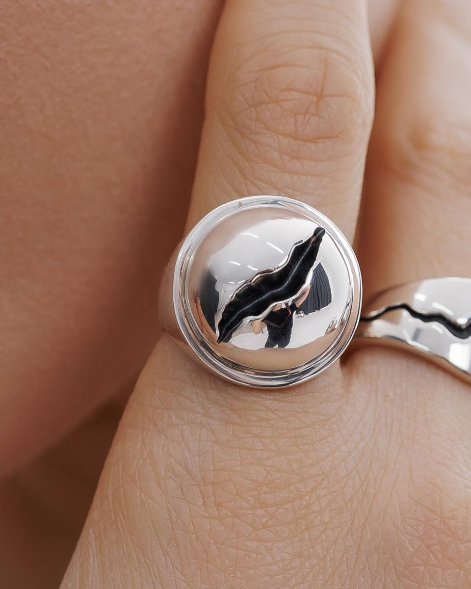 Срібна каблучка Куля