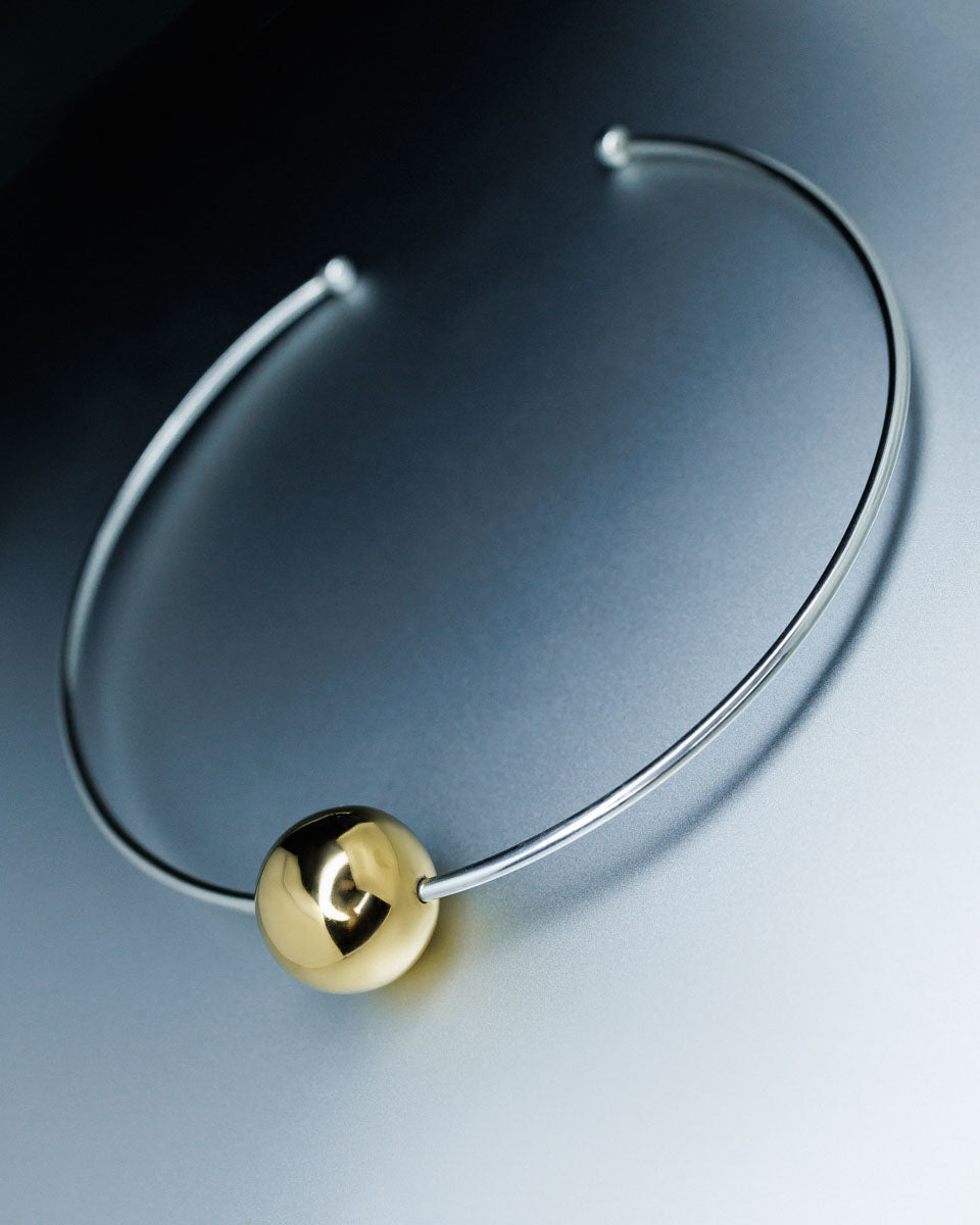 Твердий чокер з позолотою Куля