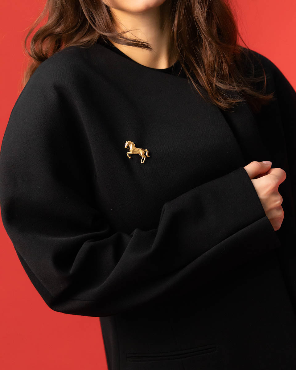 Срібна брошка з позолотою FlameHorse