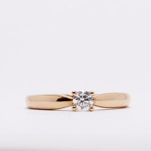 Золота каблучка з діамантом, Золотое бриллиантовое кольцо, золотое кольцо с бриллиантом, помолвочное кольцо