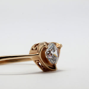 Золота каблучка з фіанітом "Серце", Золотое кольцо с фианитом "Сердце"
