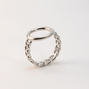 Стильна срібна каблучка без вставок, Серебряное кольцо женское без вставок