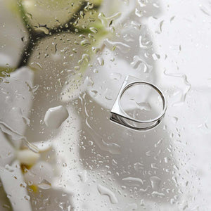 Геометрична срібна каблучка без вставок, Геометрическое серебряное кольцо без вставок